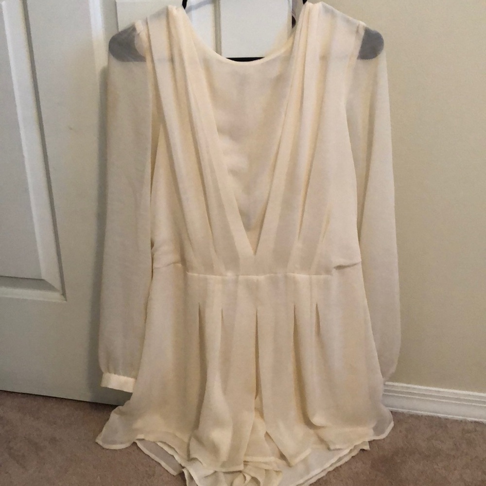 Cream romper